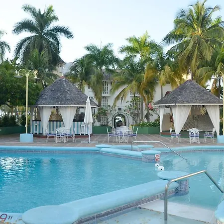 Ocho Rios Beach Apt At Sandcastles
